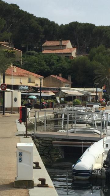 Little Garden Saint-Cyr-sur-Mer Exterior foto